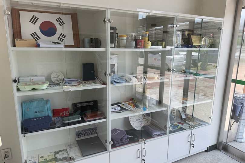 판촉물 스티커, 라벨 인쇄 + 커팅시스템을 도입한 행복공감 장애인보호작업장